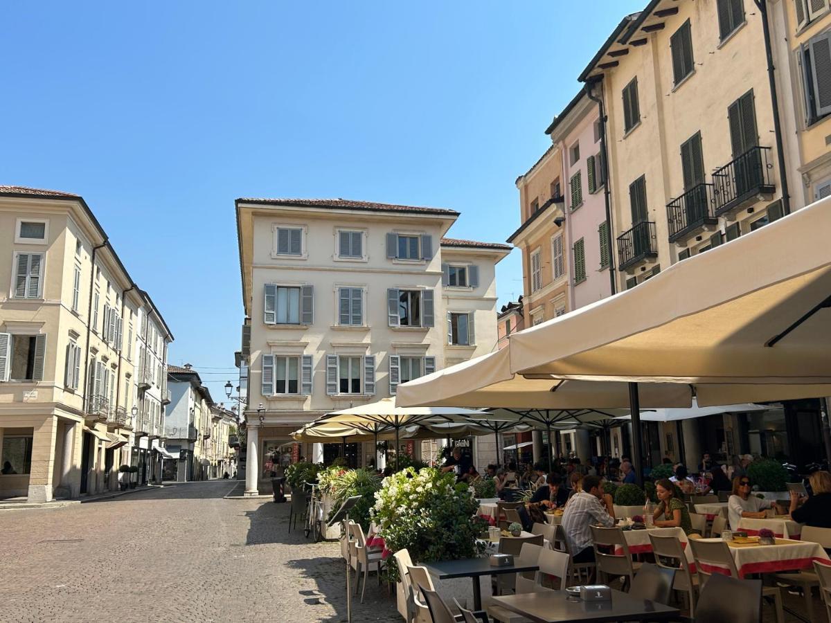 D-Place Apartment Piazza Duomo เครมา ภายนอก รูปภาพ